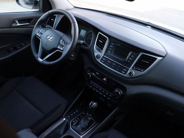 Hyundai Tucson III с пробегом 2017 года, цена 2 060 000 рублей, 78467 км, внедорожник, Автокод Объявления