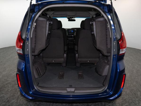 Honda Freed II с пробегом 2018 года, цена 1 493 000 рублей, 63795 км, компактвэн, Автокод Объявления