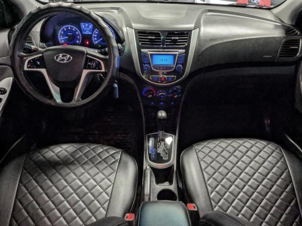 Hyundai Solaris I с пробегом 2013 года, цена 869 900 рублей, 203000 км, седан, Автокод Объявления