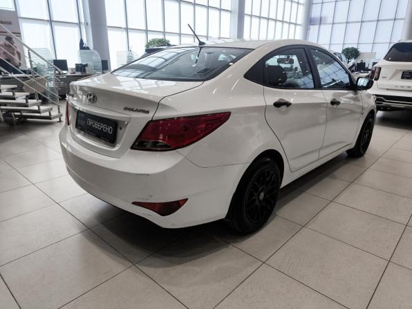 Hyundai Solaris I Рестайлинг с пробегом 2015 года, цена 950 000 рублей, 118648 км, седан, Автокод Объявления