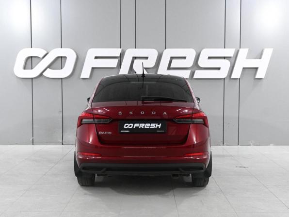 Skoda Rapid II с пробегом 2021 года, цена 1 199 000 рублей, 212602 км, лифтбек, Автокод Объявления