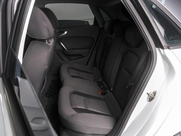 Audi A1 I (8X) с пробегом 2012 года, цена 950 000 рублей, 100429 км, хэтчбек, Автокод Объявления