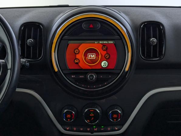 Mini Countryman II с пробегом 2018 года, цена 2 700 000 рублей, 87205 км, внедорожник, Автокод Объявления