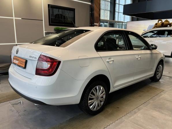 Skoda Rapid I Рестайлинг с пробегом 2019 года, цена 1 155 000 рублей, 132084 км, лифтбек, Автокод Объявления
