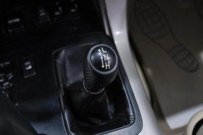Toyota Land Cruiser Prado 120 Series Рестайлинг с пробегом 2007 года, цена 1 949 000 рублей, 180000 км, внедорожник, Автокод Объявления