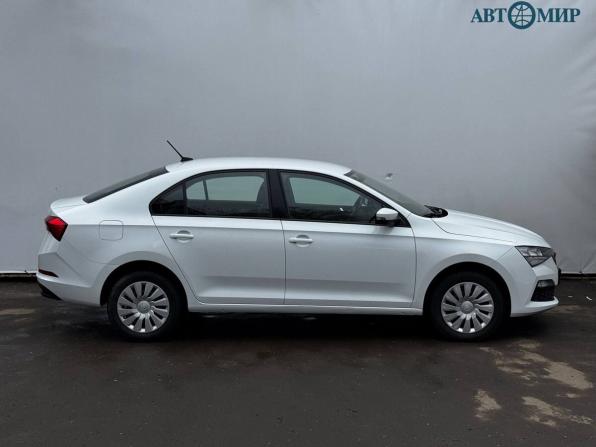 Skoda Rapid II с пробегом 2021 года, цена 1 730 000 рублей, 69125 км, лифтбек, Автокод Объявления