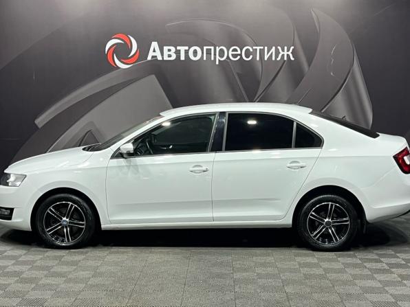 Skoda Rapid I Рестайлинг с пробегом 2019 года, цена 1 370 000 рублей, 113282 км, лифтбек, Автокод Объявления