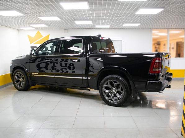 Ram 1500 V с пробегом 2022 года, цена 7 999 000 рублей, 42092 км, offers.body_type.unknown, Автокод Объявления