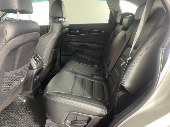 Kia Sorento III Prime Рестайлинг с пробегом 2018 года, цена 2 642 000 рублей, 144889 км, внедорожник, Автокод Объявления