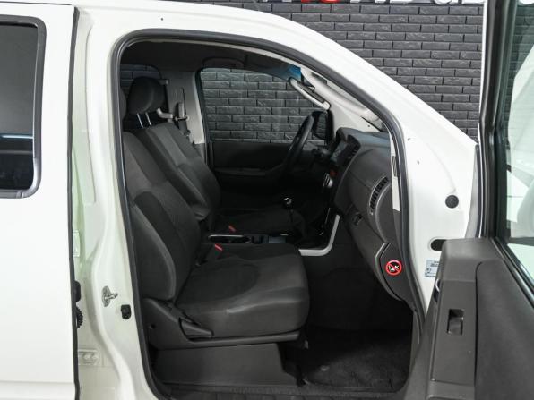 Nissan Navara (Frontier) III (D40) Рестайлинг с пробегом 2013 года, цена 1 730 000 рублей, 270198 км, пикап, Автокод Объявления