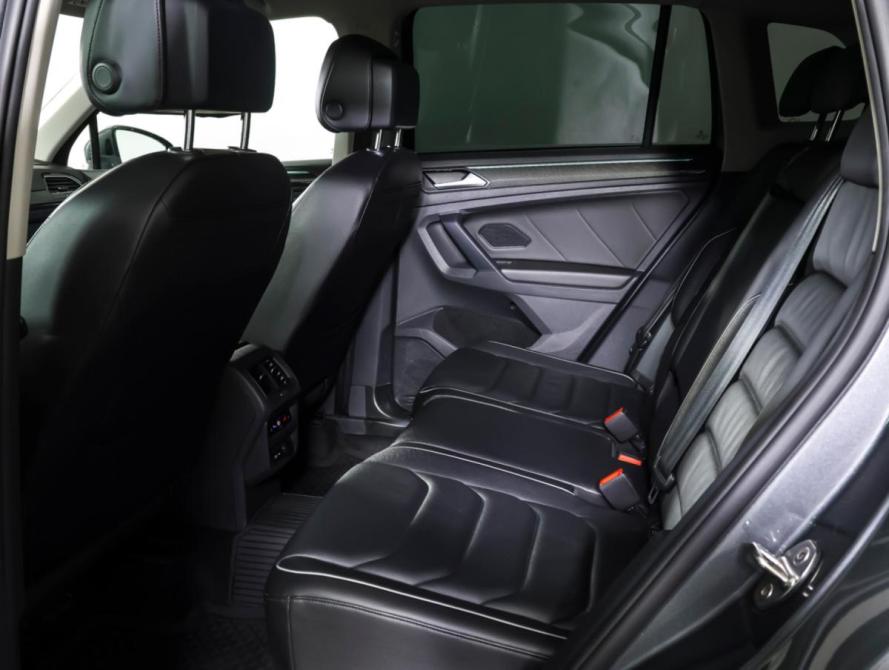 Volkswagen Tiguan II Рестайлинг Москва  - изображение 12