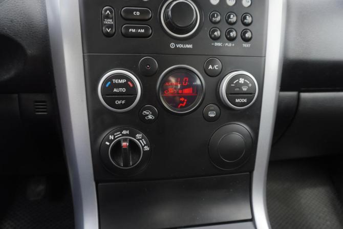 Suzuki Grand Vitara II Рестайлинг с пробегом 2011 года, цена 980 000 рублей, 247636 км, внедорожник, Автокод Объявления