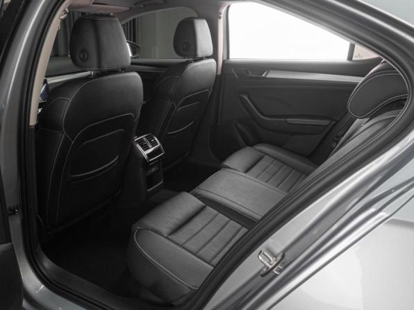Skoda Superb III Рестайлинг с пробегом 2021 года, цена 2 529 000 рублей, 93004 км, лифтбек, Автокод Объявления