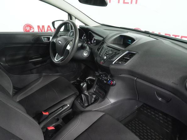 Ford Fiesta Mk6 Рестайлинг с пробегом 2016 года, цена 897 000 рублей, 55700 км, седан, Автокод Объявления