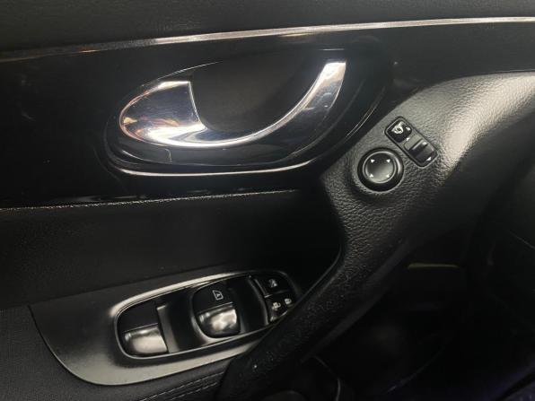 Nissan Qashqai II с пробегом 2015 года, цена 1 470 000 рублей, 178512 км, внедорожник, Автокод Объявления