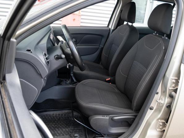 Renault Sandero II Рестайлинг с пробегом 2019 года, цена 1 015 000 рублей, 94630 км, хэтчбек, Автокод Объявления