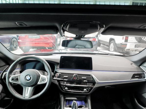 BMW 5 серии VII (G30/G31/G38) Рестайлинг с пробегом 2022 года, цена 4 330 000 рублей, 115000 км, седан, Автокод Объявления