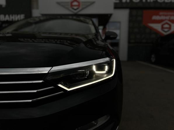 Volkswagen Passat B8 с пробегом 2017 года, цена 1 450 000 рублей, 270127 км, седан, Автокод Объявления