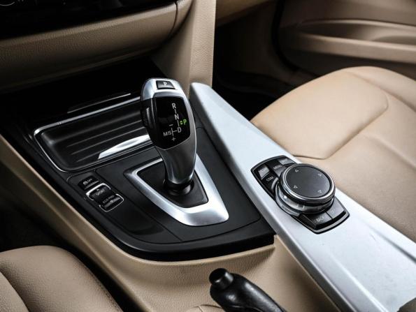 BMW 3 серии VI (F3x) с пробегом 2013 года, цена 1 749 000 рублей, 206701 км, седан, Автокод Объявления