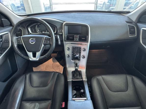 Volvo XC60 I Рестайлинг с пробегом 2017 года, цена 1 865 900 рублей, 233600 км, внедорожник, Автокод Объявления