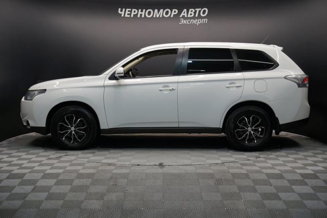 Mitsubishi Outlander III с пробегом 2013 года, цена 1 240 000 рублей, 195535 км, внедорожник, Автокод Объявления