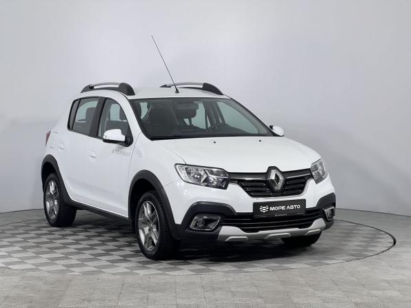 Renault Sandero II Рестайлинг с пробегом 2020 года, цена 1 285 000 рублей, 101000 км, хэтчбек, Автокод Объявления