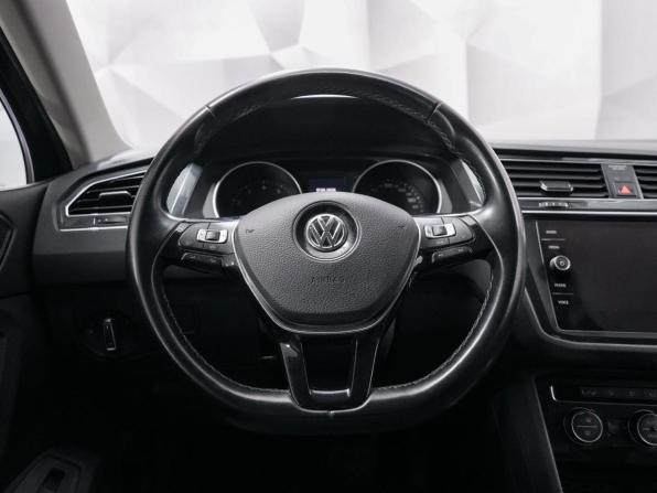 Volkswagen Tiguan II с пробегом 2020 года, цена 2 788 000 рублей, 83242 км, внедорожник, Автокод Объявления