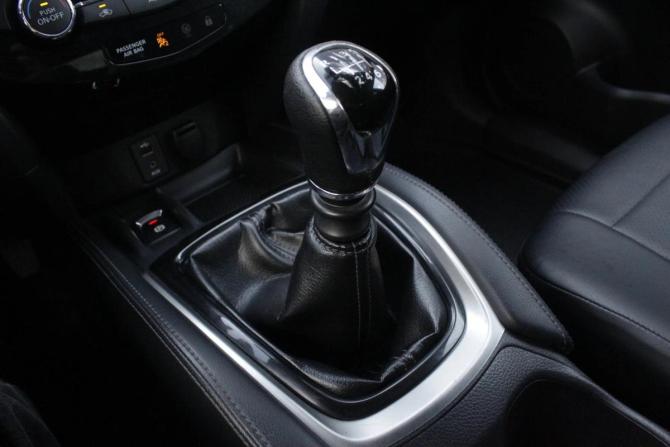 Nissan Qashqai II с пробегом 2016 года, цена 1 480 000 рублей, 175495 км, внедорожник, Автокод Объявления