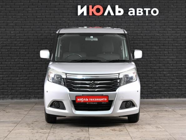 Suzuki Solio III с пробегом 2018 года, цена 1 020 000 рублей, 88041 км, минивэн, Автокод Объявления