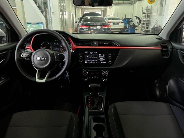 Kia Rio IV Рестайлинг с пробегом 2021 года, цена 1 650 000 рублей, 112774 км, седан, Автокод Объявления