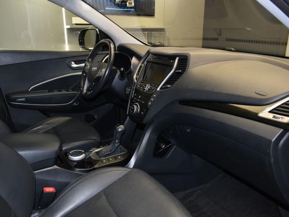 Hyundai Santa Fe III с пробегом 2015 года, цена 2 090 000 рублей, 246997 км, внедорожник, Автокод Объявления