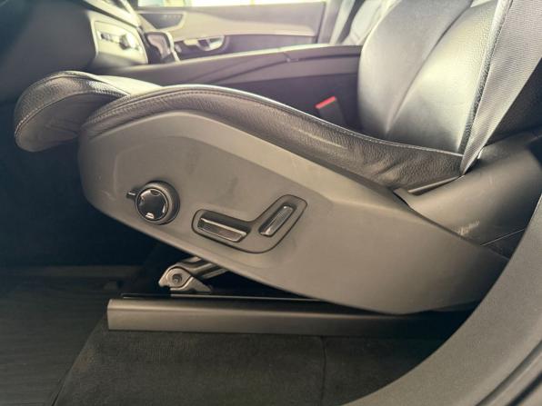 Volvo XC90 II с пробегом 2015 года, цена 2 355 900 рублей, 384607 км, внедорожник, Автокод Объявления