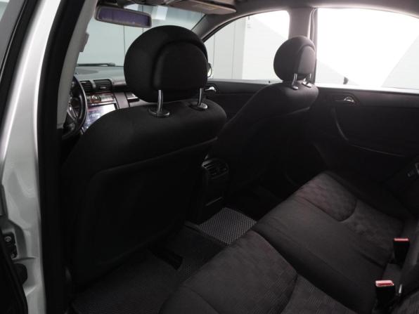 Mercedes-Benz C-Класс II (W203) Рестайлинг с пробегом 2004 года, цена 599 000 рублей, 370380 км, седан, Автокод Объявления
