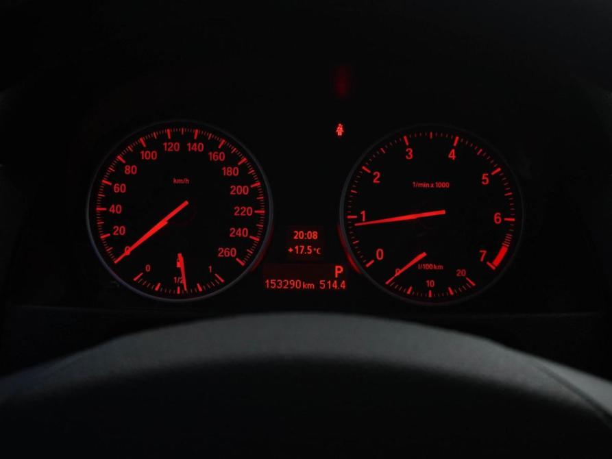 BMW X1 I (E84) Рестайлинг Москва  - изображение 18