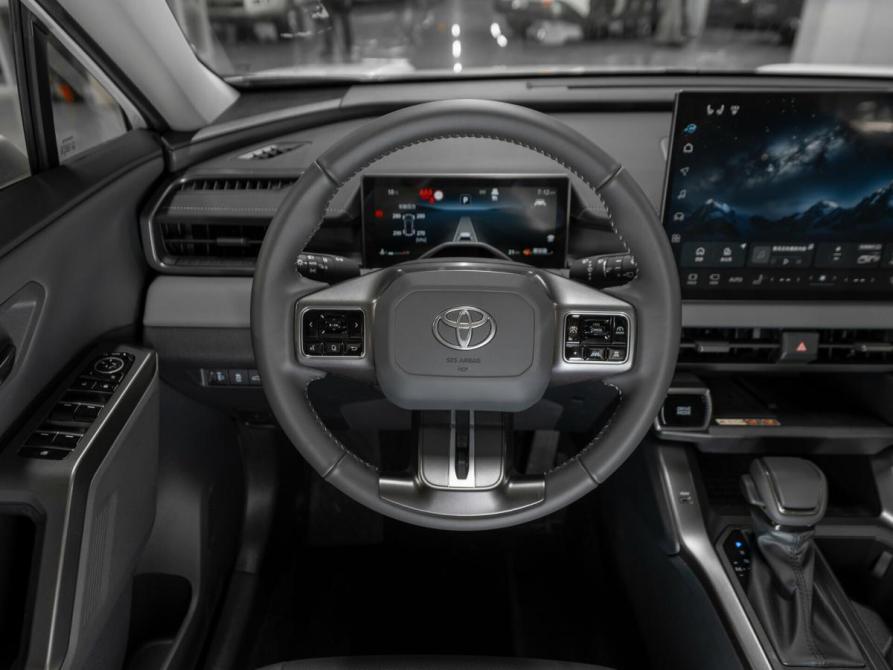Toyota RAV4 VI (XA60) Москва  - изображение 11