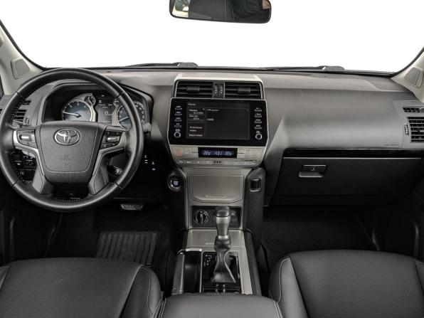 Toyota Land Cruiser Prado 150 Series Рестайлинг 3 с пробегом 2021 года, цена 6 570 000 рублей, 84301 км, внедорожник, Автокод Объявления