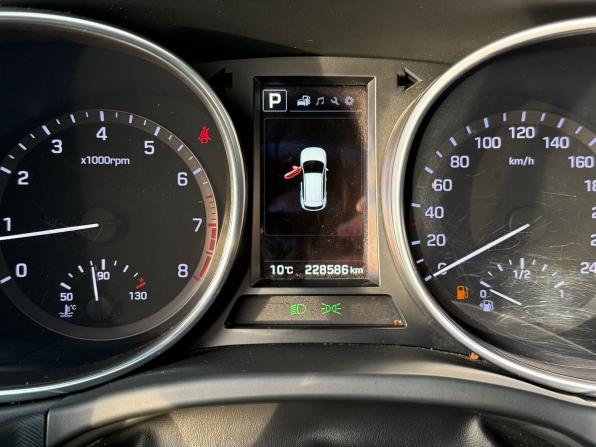 Hyundai Santa Fe III Рестайлинг с пробегом 2017 года, цена 1 950 000 рублей, 228581 км, внедорожник, Автокод Объявления