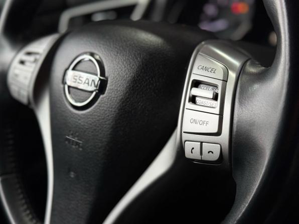Nissan Qashqai II с пробегом 2018 года, цена 1 790 000 рублей, 108500 км, внедорожник, Автокод Объявления
