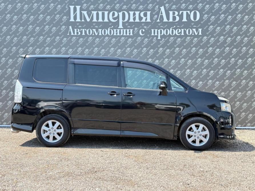 Toyota Voxy II (R70) Краснодар  - изображение 12