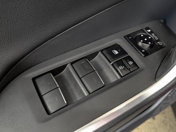 Toyota RAV4 V (XA50) с пробегом 2023 года, цена 3 690 000 рублей, 43405 км, внедорожник, Автокод Объявления