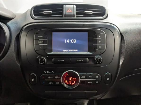 Kia Soul II Рестайлинг с пробегом 2017 года, цена 1 180 000 рублей, 199000 км, хэтчбек, Автокод Объявления