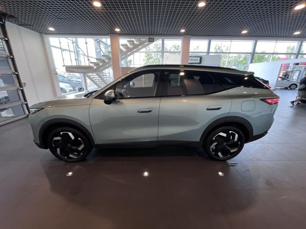 Omoda C7 с пробегом 2025 года, цена 2 950 000 рублей, 9818 км, внедорожник, Автокод Объявления