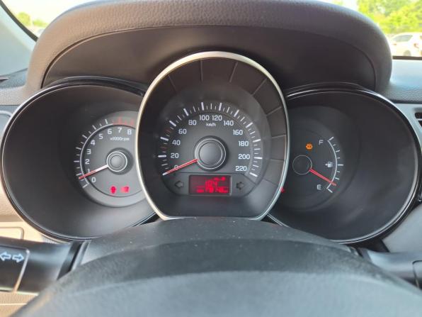 Kia Rio III с пробегом 2013 года, цена 900 000 рублей, 178148 км, седан, Автокод Объявления