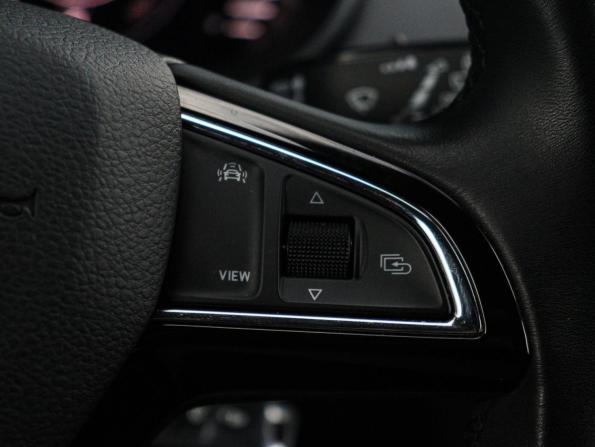 Skoda Octavia III (A7) Рестайлинг с пробегом 2020 года, цена 2 590 000 рублей, 79780 км, лифтбек, Автокод Объявления