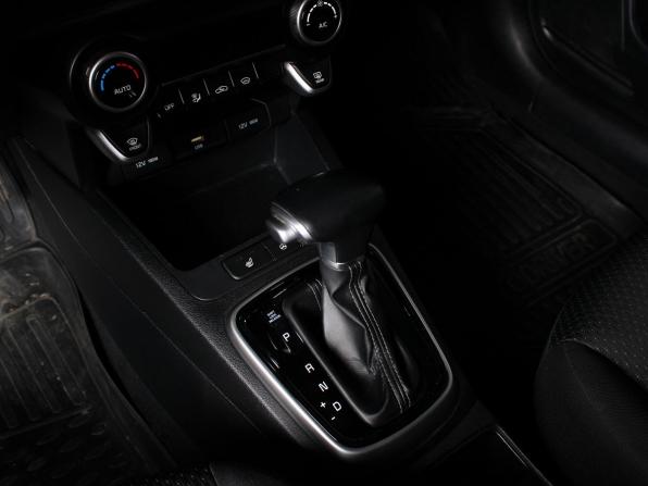 Kia Rio IV с пробегом 2020 года, цена 1 350 000 рублей, 174000 км, седан, Автокод Объявления
