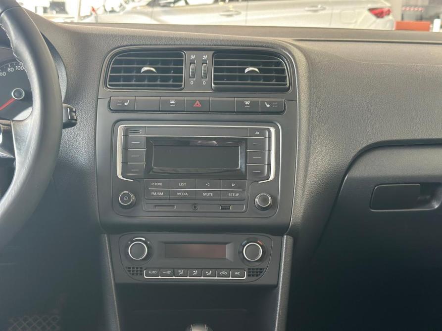 Volkswagen Polo V Рестайлинг Новосибирск  - изображение 15