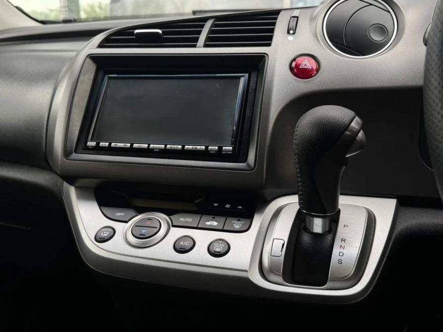 Honda Stream II Рестайлинг Новосибирск  - изображение 14