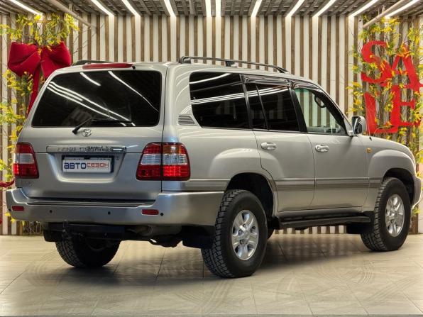 Toyota Land Cruiser 100 Series Рестайлинг 2 с пробегом 2006 года, цена 2 399 000 рублей, 357000 км, внедорожник, Автокод Объявления
