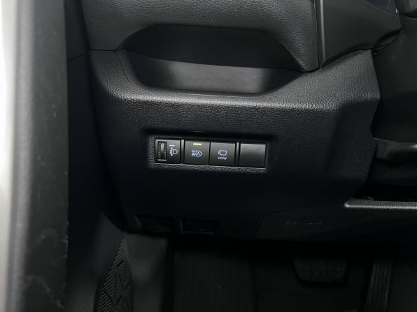 Toyota RAV4 V (XA50) с пробегом 2022 года, цена 3 250 000 рублей, 80291 км, внедорожник, Автокод Объявления