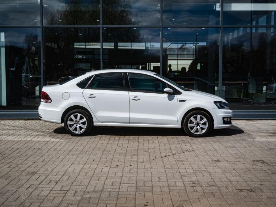 Volkswagen Polo V Рестайлинг Курган  - изображение 8